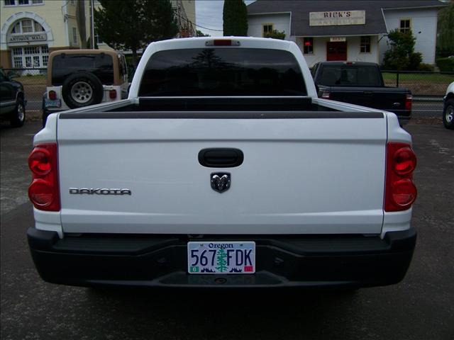 Dodge Dakota 2006 photo 2