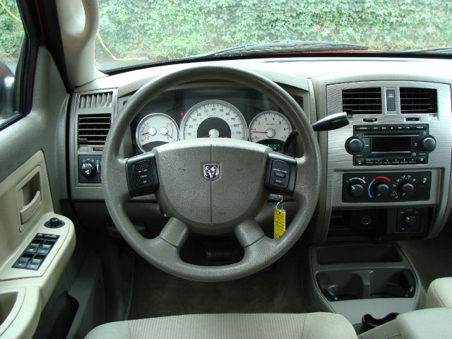 Dodge Dakota 2006 photo 1