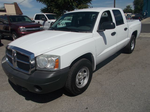 Dodge Dakota 4dr LX 4WD Auto Pickup Truck