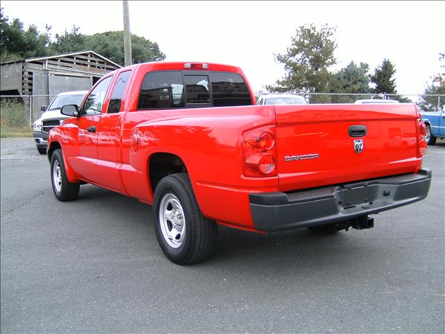 Dodge Dakota 2006 photo 2