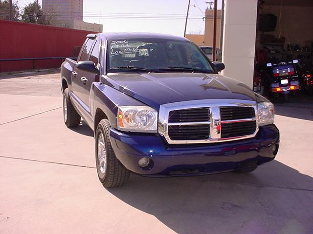 Dodge Dakota 2006 photo 2