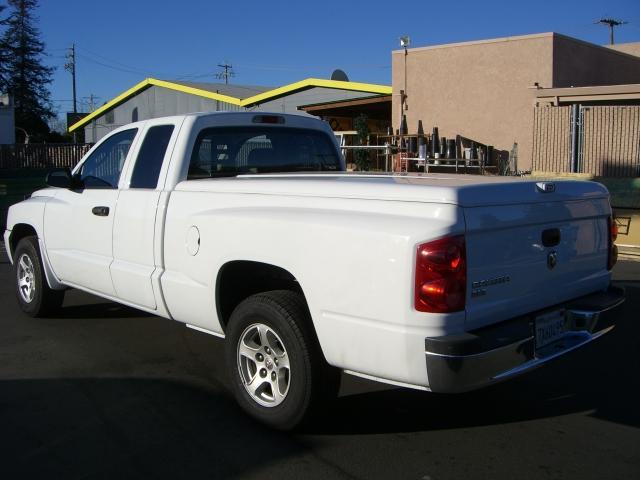 Dodge Dakota 2006 photo 2