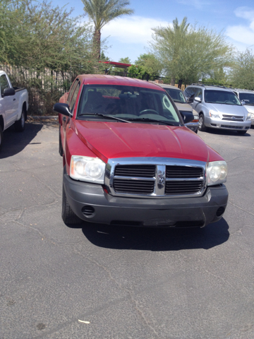 Dodge Dakota 4dr LX 4WD Auto Pickup Truck