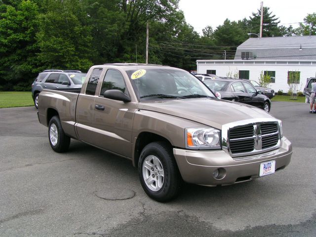 Dodge Dakota 6.3 Box ST Pickup Truck