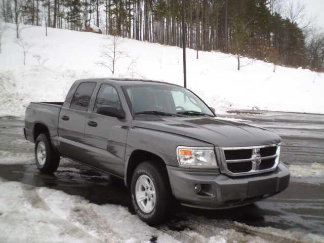 Dodge Dakota SLT Pickup