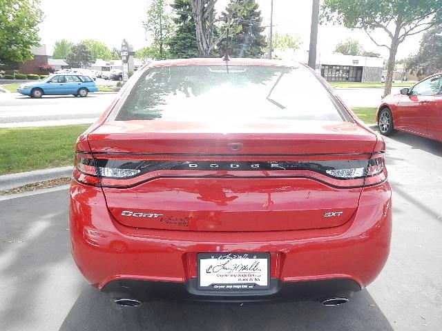 Dodge Dart 2013 photo 9