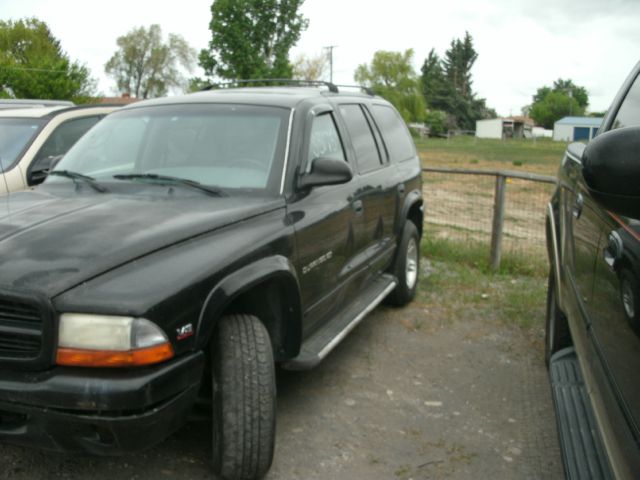 Dodge Durango Sport - LIKE NEW Loaded SUV