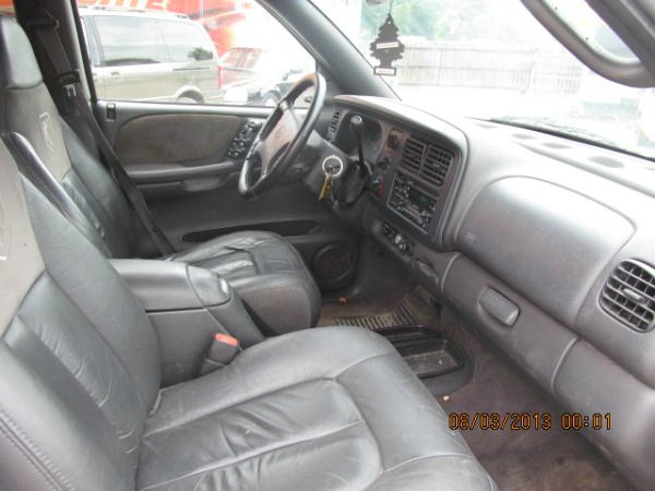 Dodge Durango 1999 photo 2