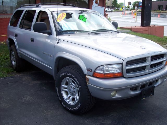 Dodge Durango 2000 photo 1