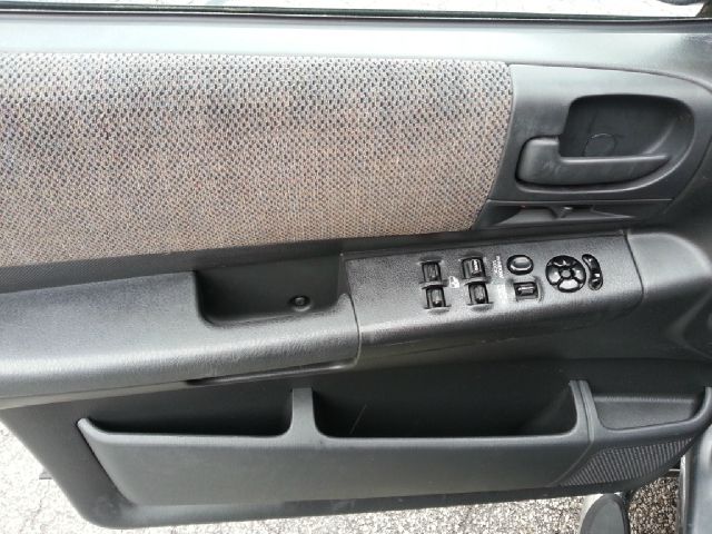 Dodge Durango 2003 photo 17