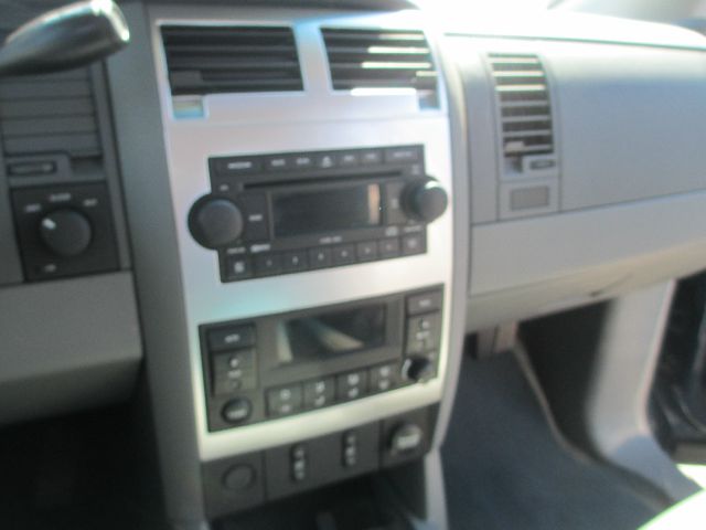 Dodge Durango 2004 photo 28