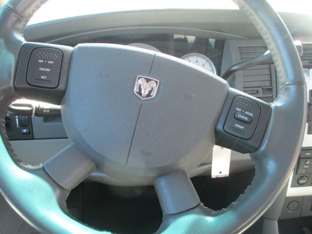 Dodge Durango 2004 photo 30