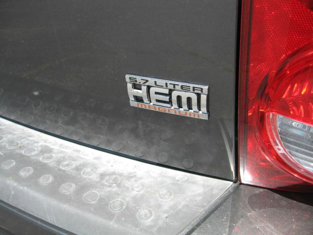 Dodge Durango 2004 photo 21