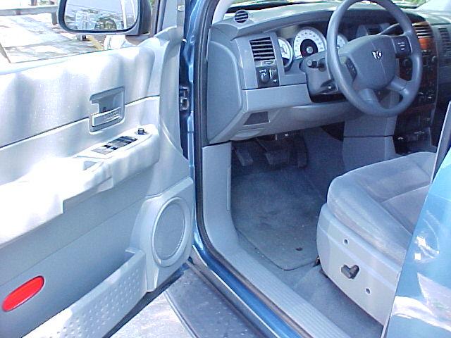 Dodge Durango 2004 photo 3