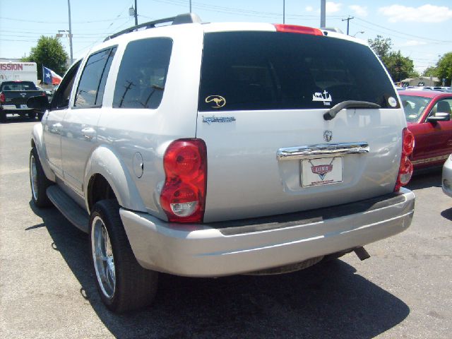 Dodge Durango 2004 photo 2