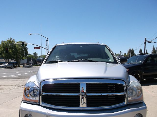 Dodge Durango 2004 photo 2