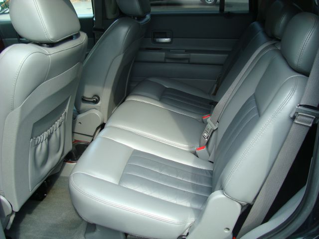 Dodge Durango 2004 photo 2