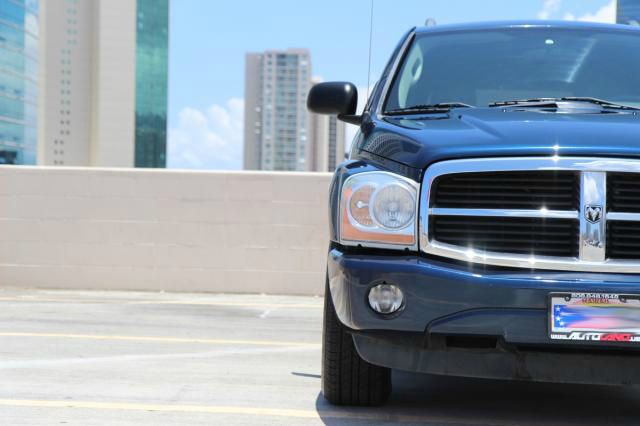 Dodge Durango 2004 photo 2