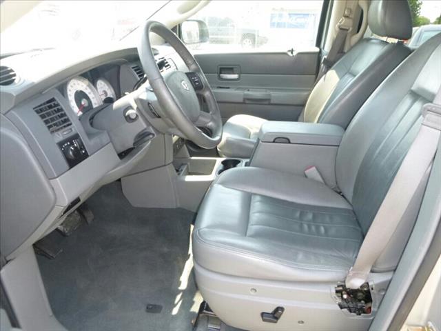 Dodge Durango 2004 photo 3