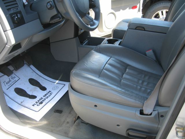 Dodge Durango 2005 photo 19