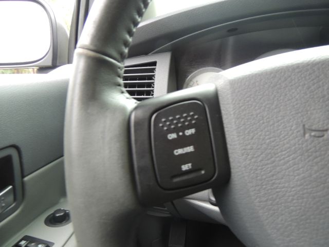 Dodge Durango 2005 photo 49