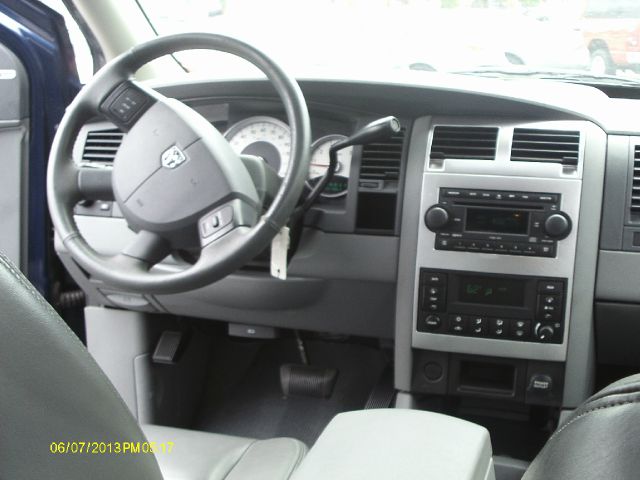 Dodge Durango 2005 photo 2