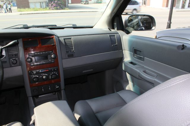 Dodge Durango 2005 photo 8