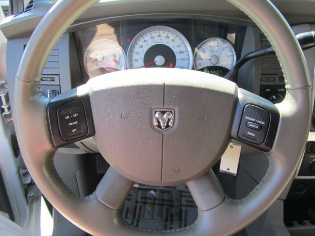 Dodge Durango 2005 photo 19