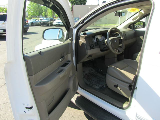 Dodge Durango 2005 photo 21