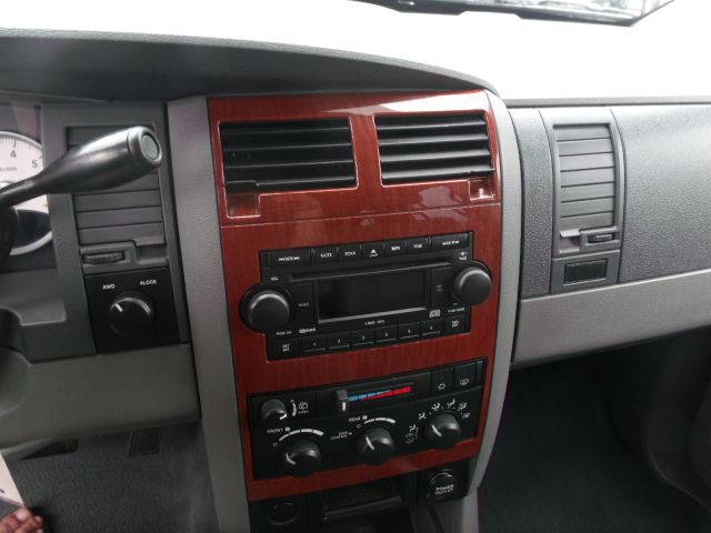 Dodge Durango 2005 photo 17