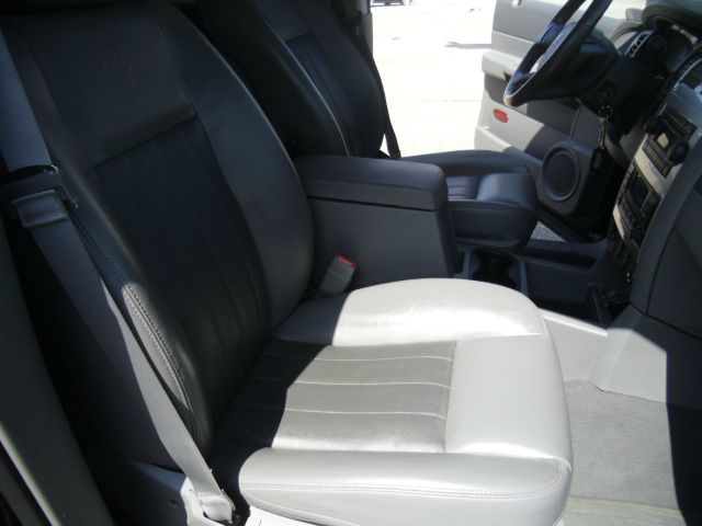 Dodge Durango 2006 photo 19