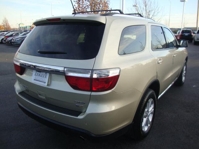 Dodge Durango 2011 photo 3