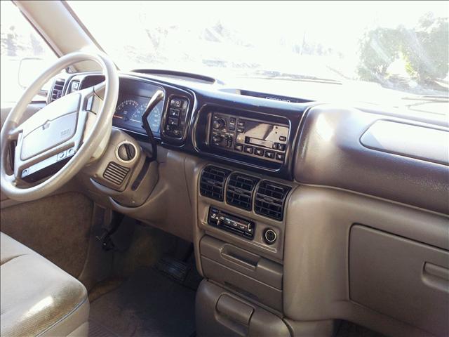 Dodge Grand Caravan 1995 photo 3