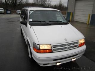 Dodge Grand Caravan 1995 photo 1