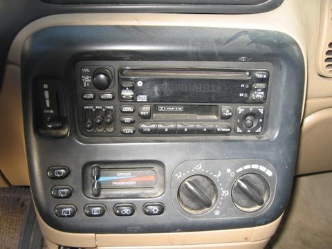 Dodge Grand Caravan 1996 photo 2