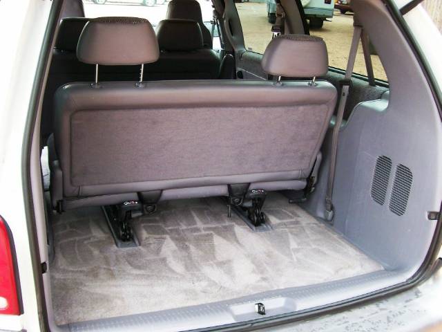 Dodge Grand Caravan 1996 photo 3