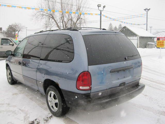 Dodge Grand Caravan 1996 photo 1