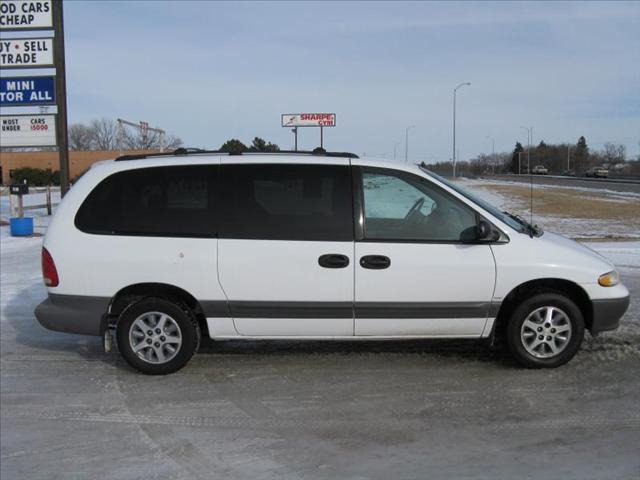 Dodge Grand Caravan 1996 photo 2