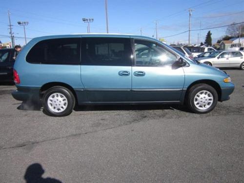 Dodge Grand Caravan 1996 photo 2