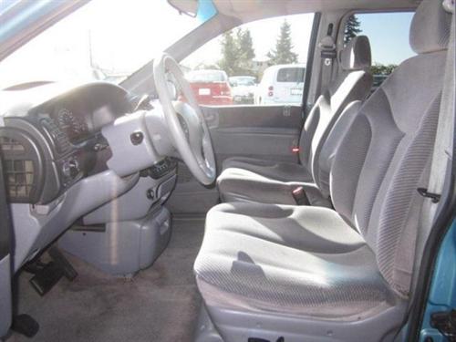 Dodge Grand Caravan 1996 photo 3