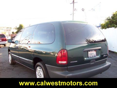 Dodge Grand Caravan 1996 photo 1