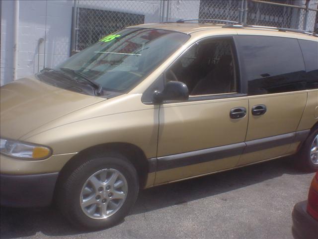 Dodge Grand Caravan 1996 photo 1