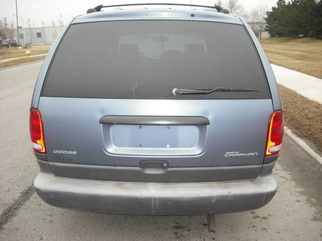 Dodge Grand Caravan 1996 photo 2