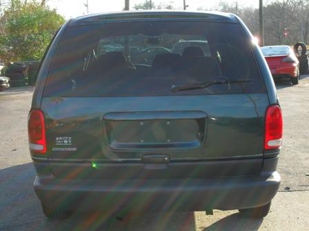 Dodge Grand Caravan 1996 photo 3