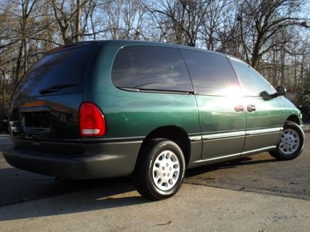 Dodge Grand Caravan 1996 photo 4