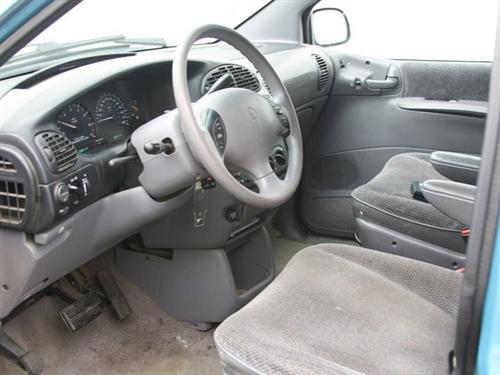 Dodge Grand Caravan 1996 photo 1