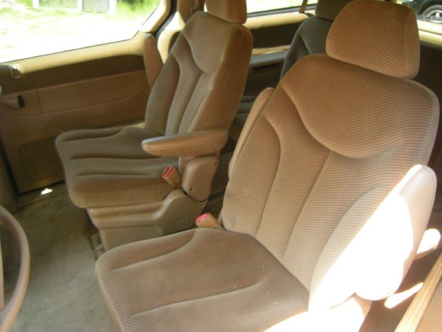 Dodge Grand Caravan 1996 photo 2