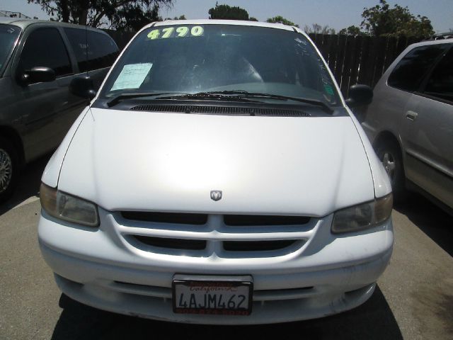 Dodge Grand Caravan 1997 photo 1