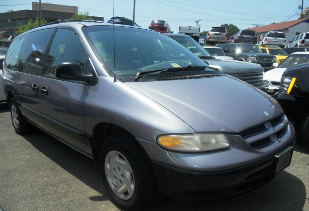 Dodge Grand Caravan 1997 photo 5