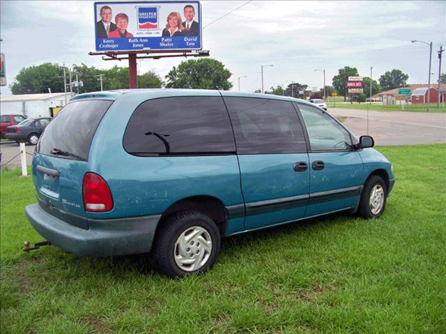 Dodge Grand Caravan 1997 photo 1